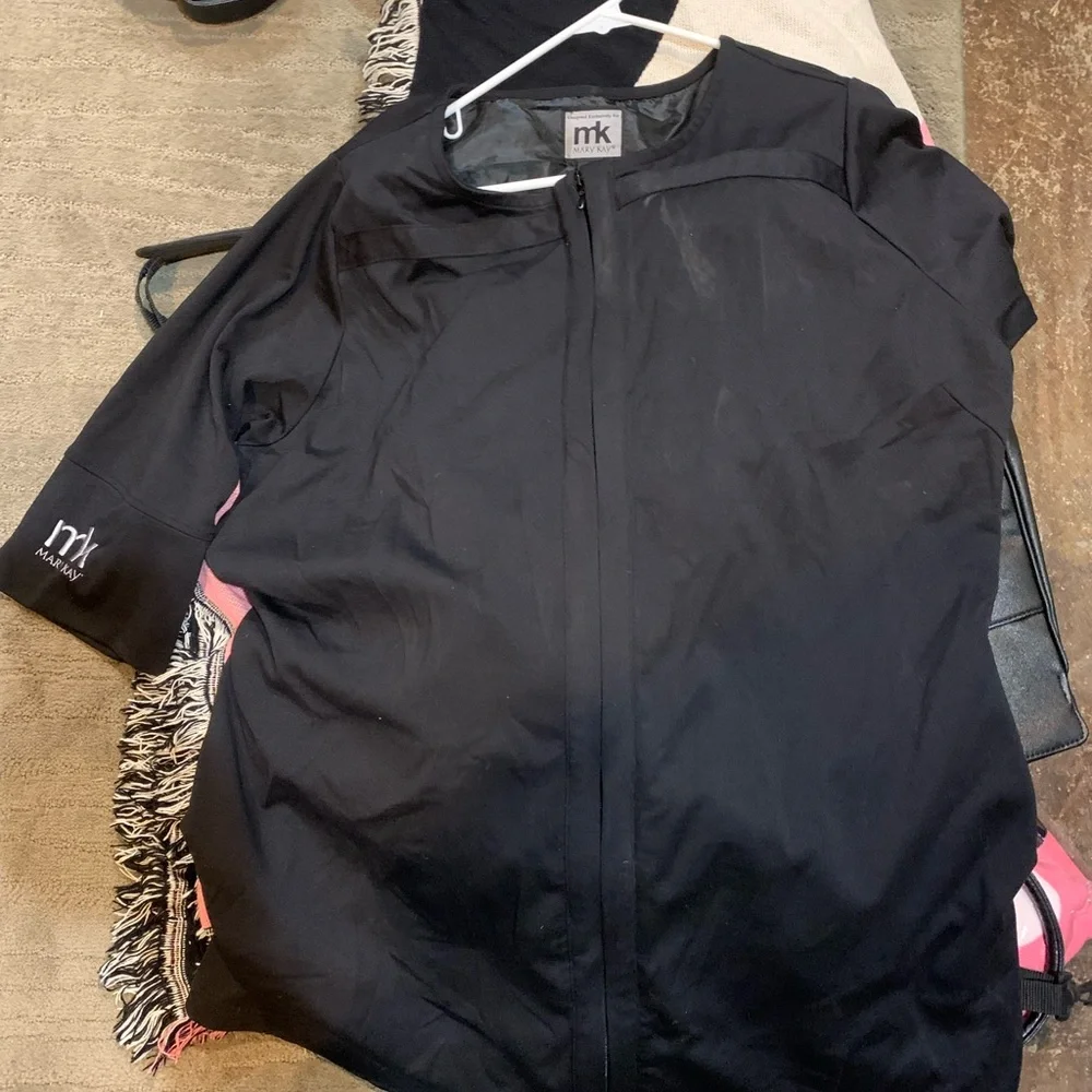 Mary Kay Black Designer Jacket - Picture 1 of 3